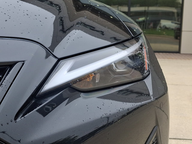 Certified 2025 Lexus IS 350 F Sport w/ Navigation Package AWD/4WD image 9