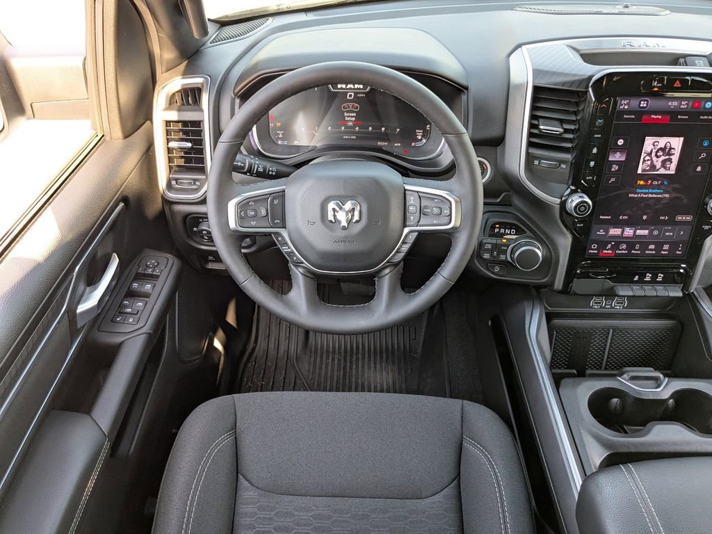 Used 2025 RAM 1500 Big Horn AWD/4WD image 16