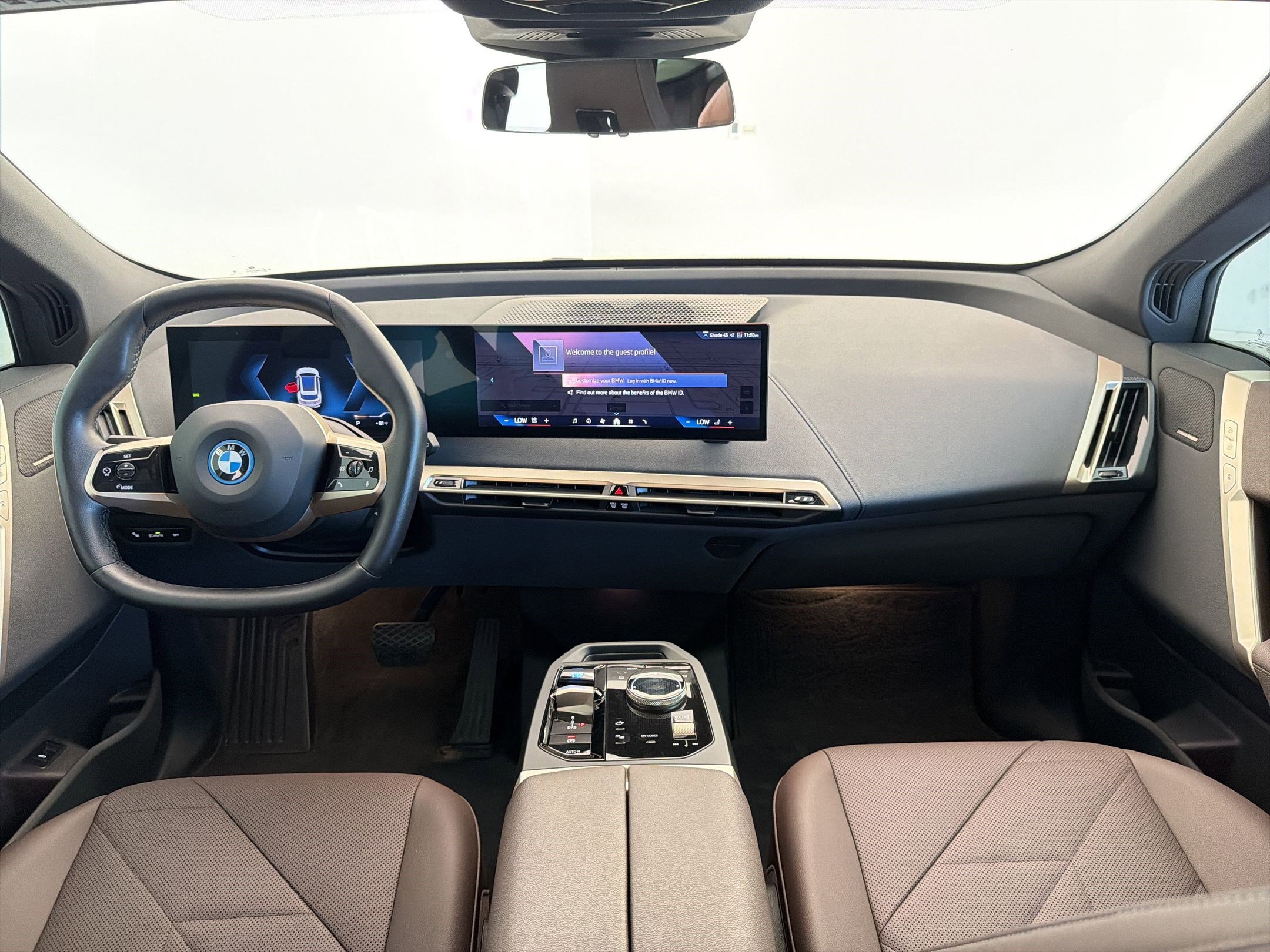 Certified 2024 BMW iX xDrive50 w/ Premium Package AWD/4WD image 17