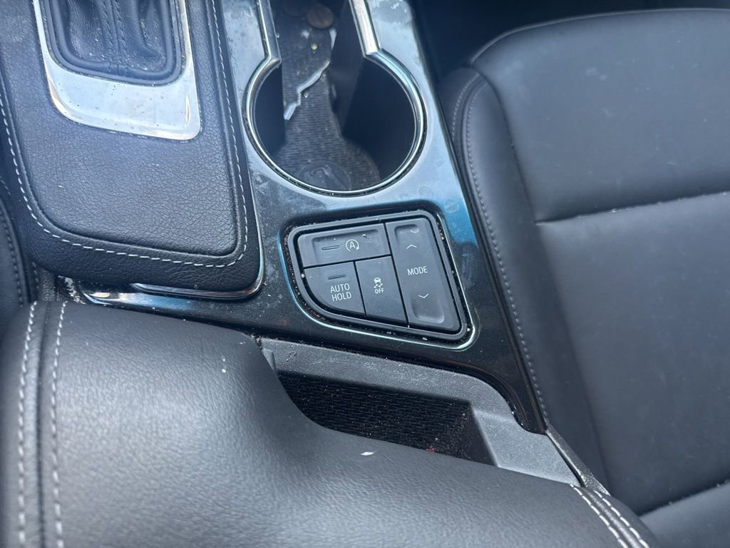 Used 2021 Cadillac CT4 Luxury w/ Sun And Sound Package image 30