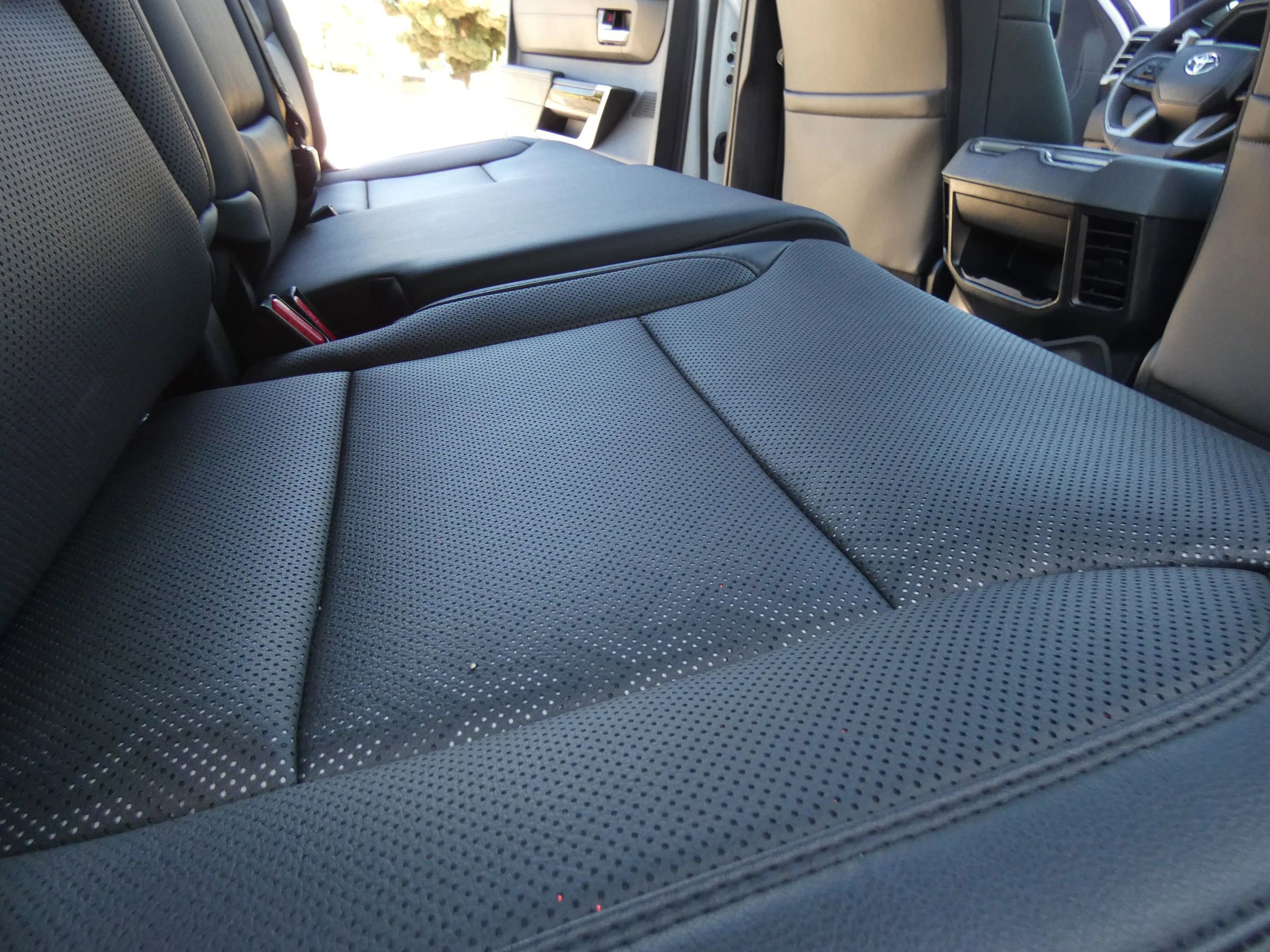 Used 2025 Toyota Tundra Limited image 46