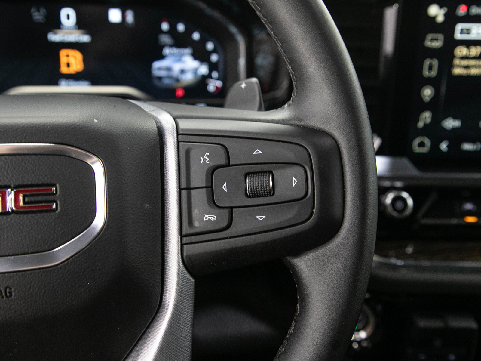 Used 2023 GMC Sierra 1500 Elevation w/ Elevation Premium Package AWD/4WD image 26