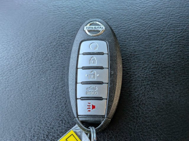Used 2016 Nissan Altima 3.5 SL w/ 3.5 Technology Package FWD image 32