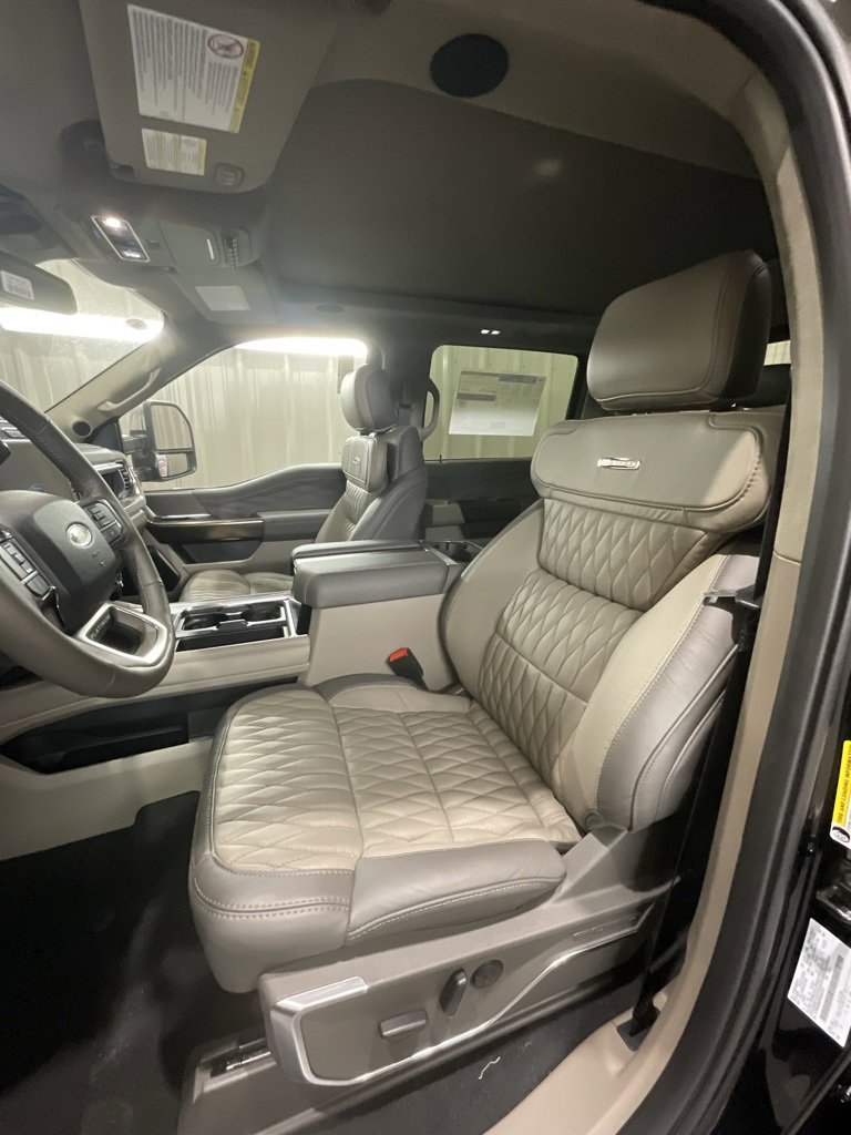 New 2026 Ford F250 Platinum image 10