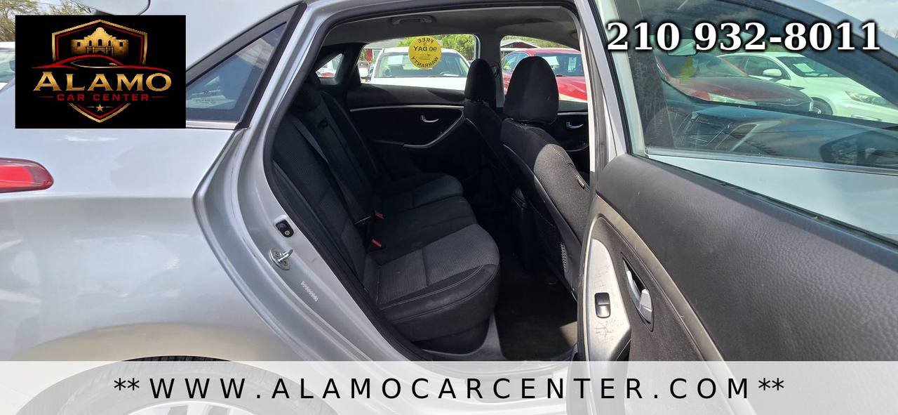 Used 2016 Hyundai Elantra GT FWD image 19