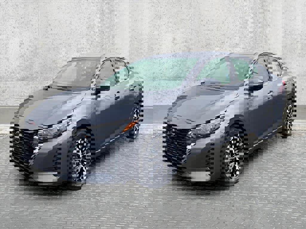 New 2024 Nissan Sentra SV w/ SV Premium Package image 3