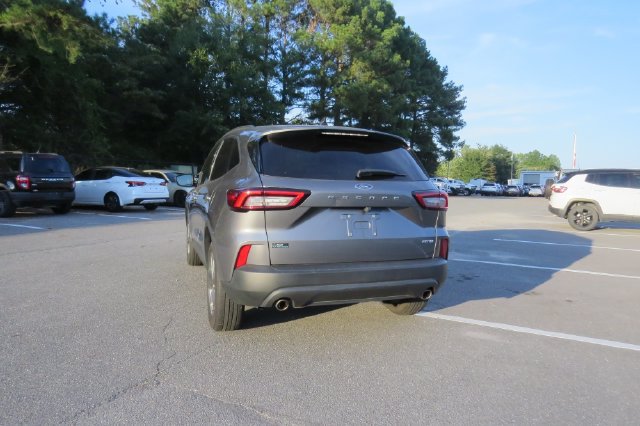 Used 2025 Ford Escape ST-Line AWD/4WD image 4