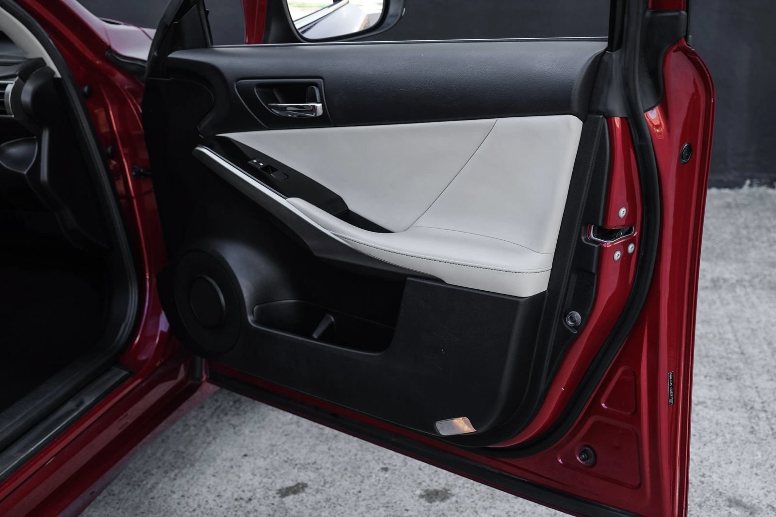 Used 2014 Lexus IS 250 RWD image 36