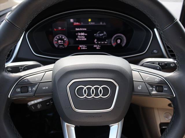 Used 2023 Audi Q5 2.0T Premium Plus w/ Premium Plus Package AWD/4WD image 16