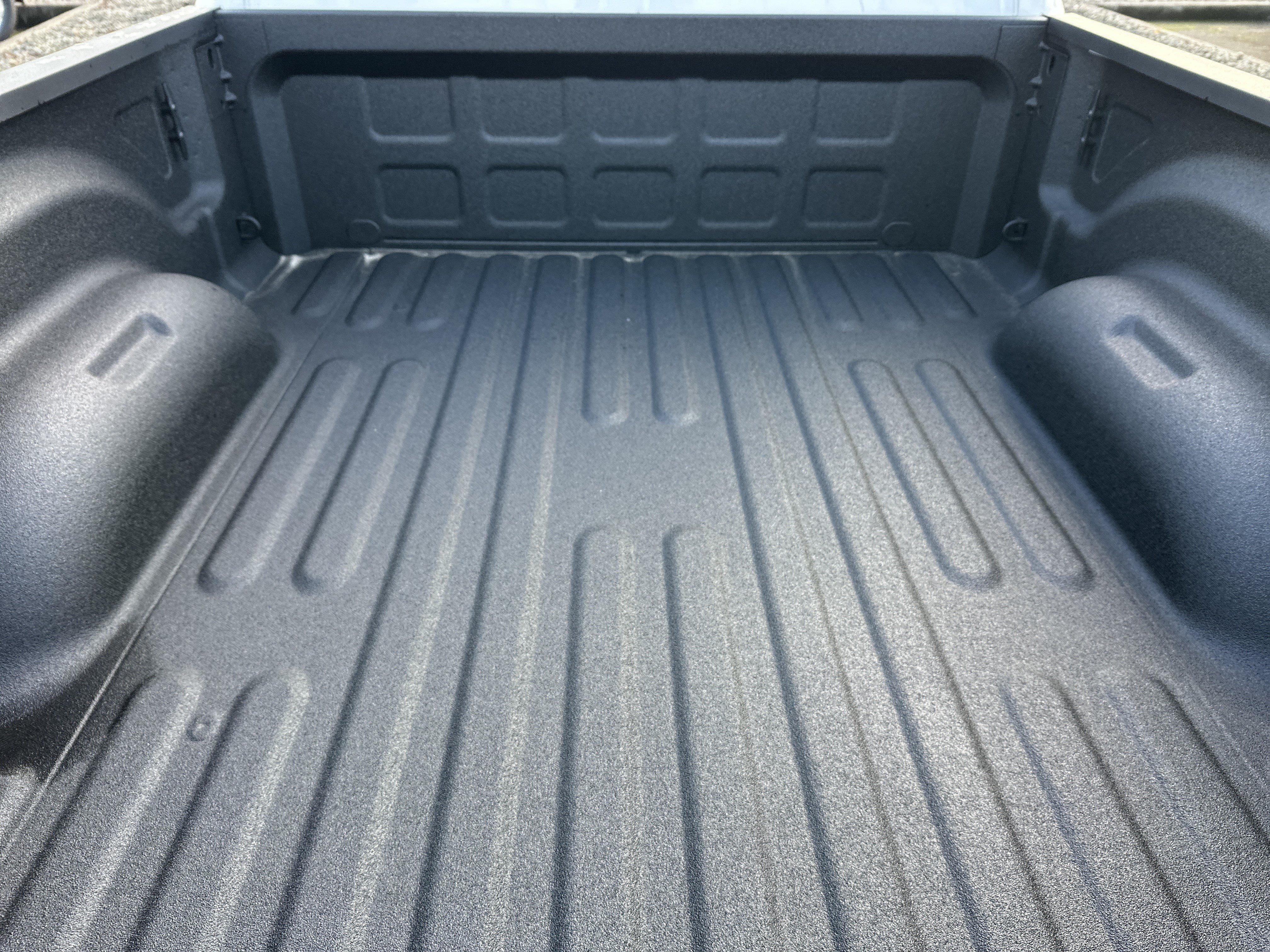 New 2026 RAM 2500 Laramie w/ Sport Appearance Package AWD/4WD image 5