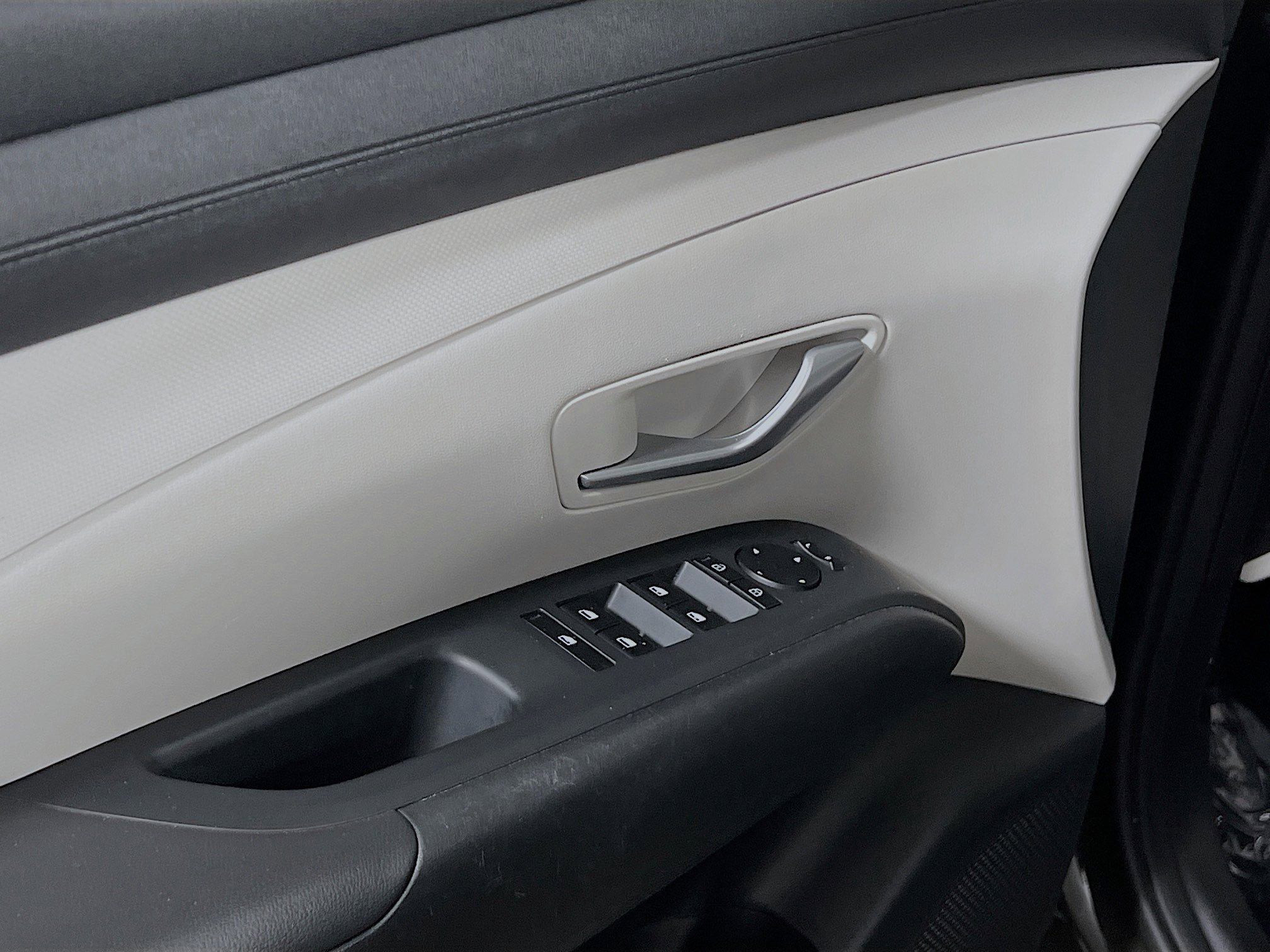 Used 2025 Hyundai Tucson SEL FWD image 17