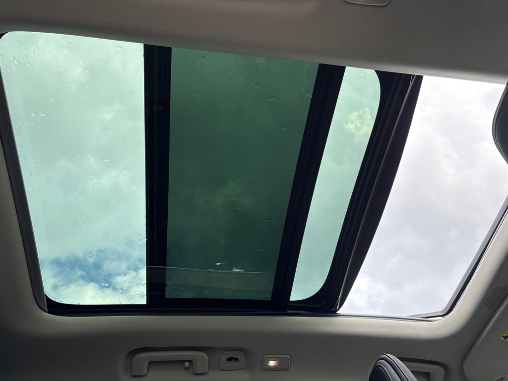 New 2026 Volvo XC90 B6 Plus image 18