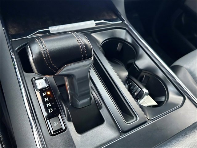 Used 2022 Ford F150 Lightning Lariat image 13