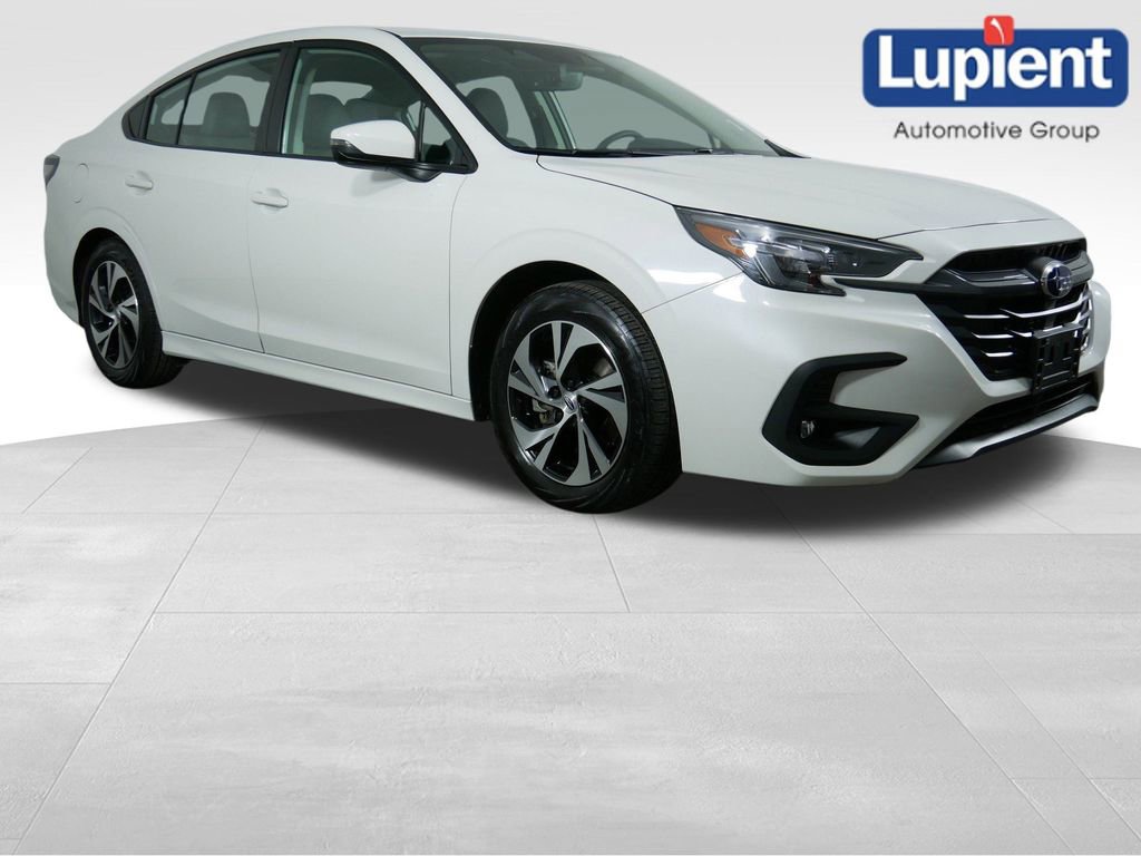 Used 2025 Subaru Legacy Premium w/ Popular Package #1 AWD/4WD image 1