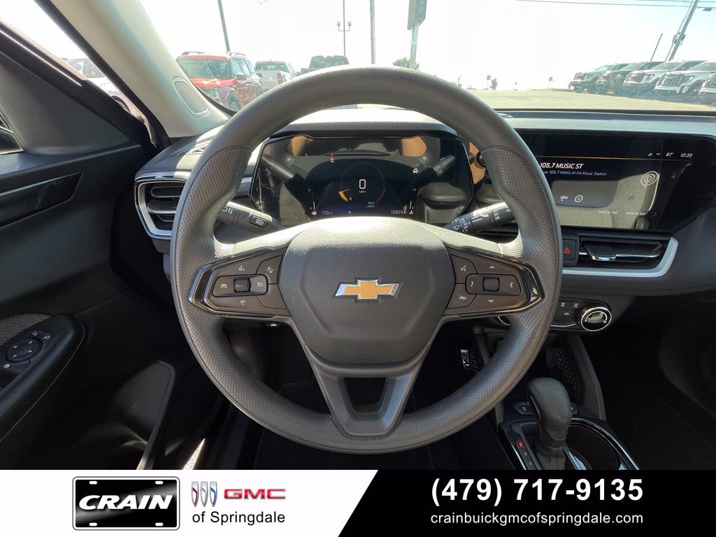 Used 2026 Chevrolet TrailBlazer LS w/ LS Convenience Package FWD image 14