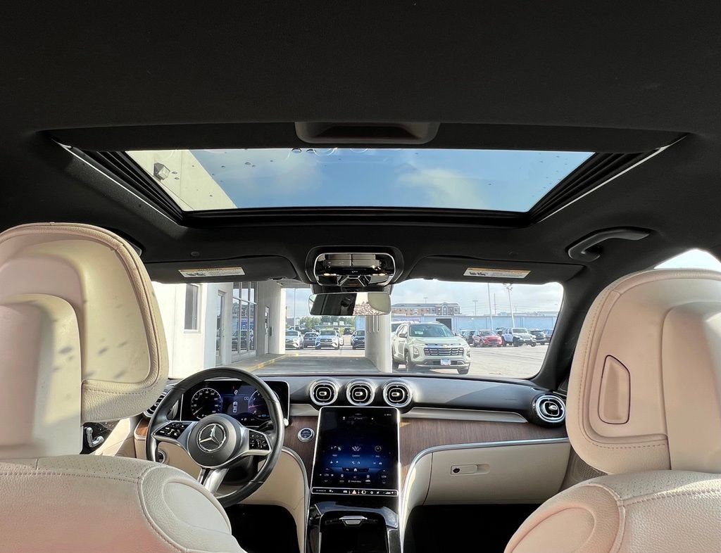 Used 2022 Mercedes-Benz C 300 4MATIC Sedan image 29
