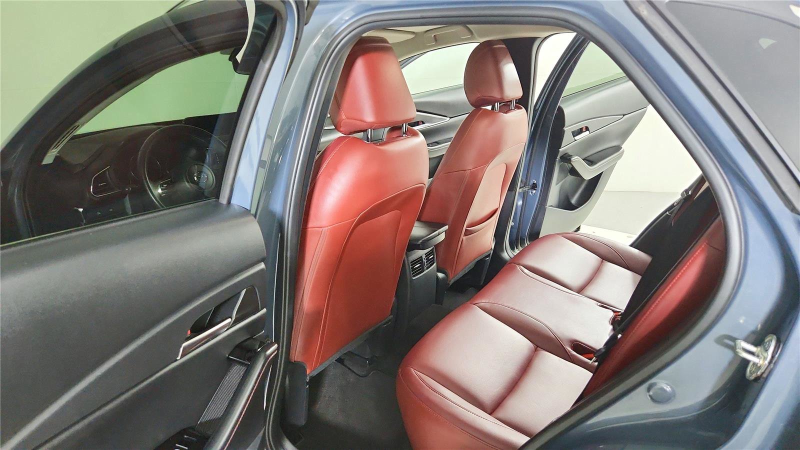 Used 2025 MAZDA CX-30 AWD 2.5 S w/ Preferred Package image 16