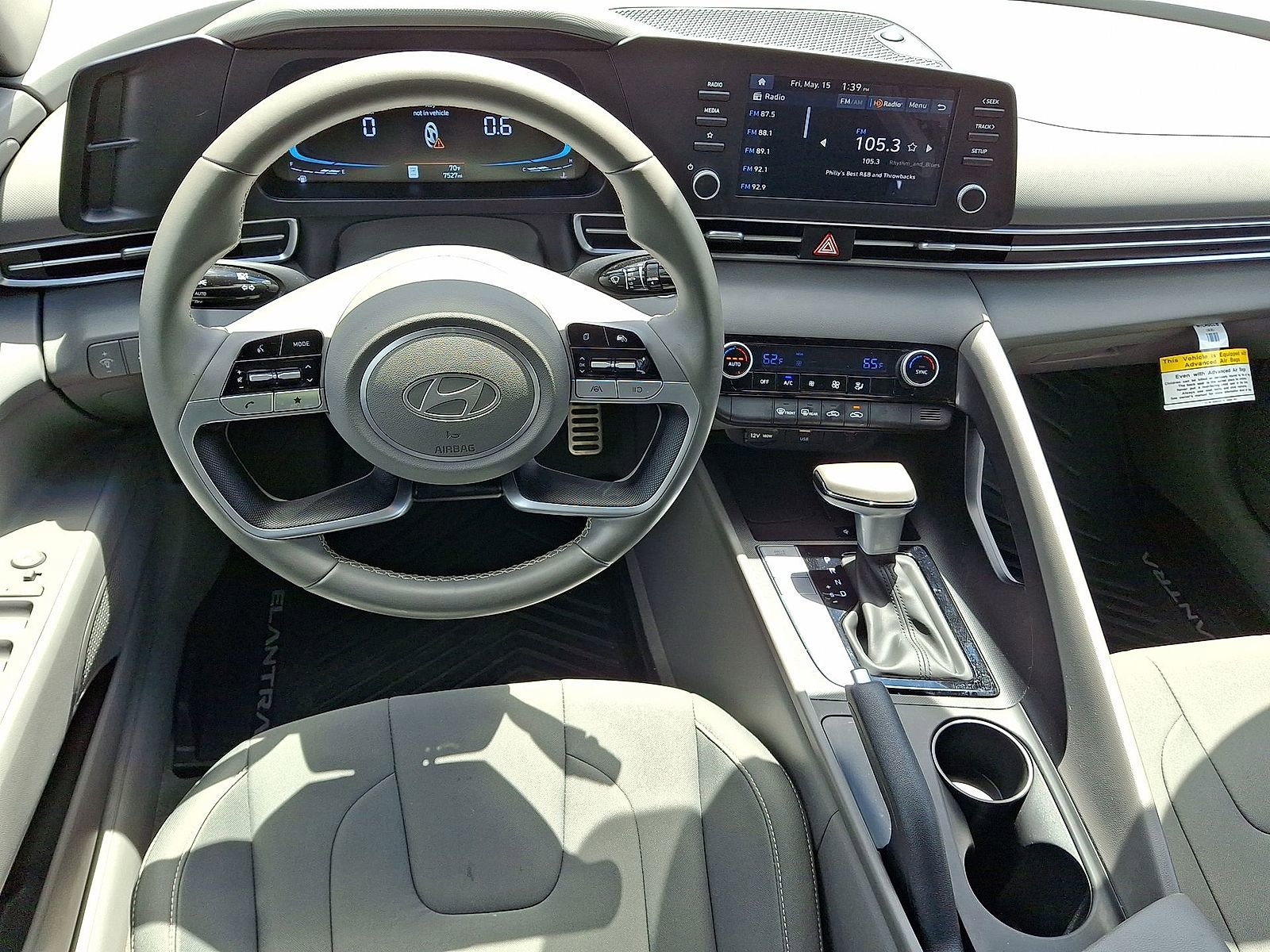 Used 2025 Hyundai Elantra Sport FWD image 26