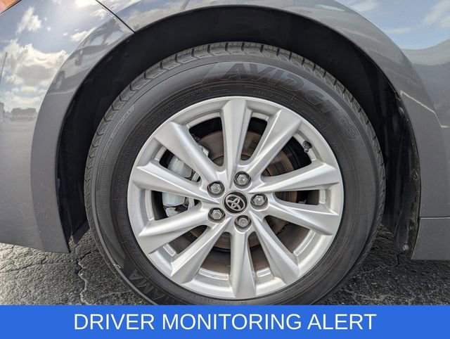 Used 2025 Toyota Corolla SE FWD image 6