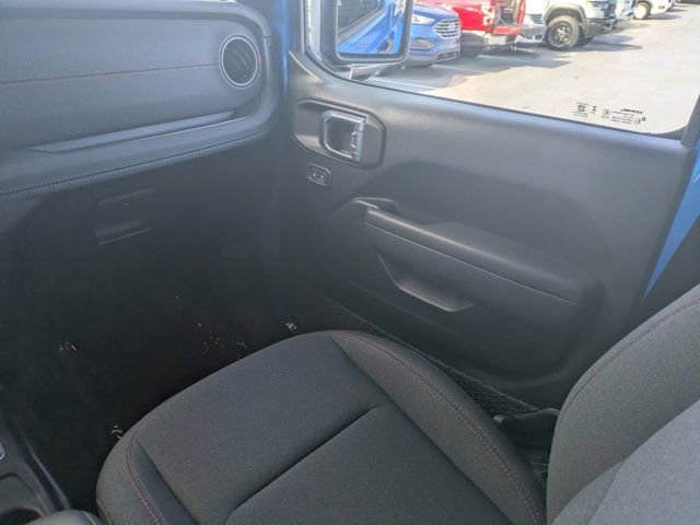 Used 2026 Jeep Wrangler Unlimited Rubicon image 15