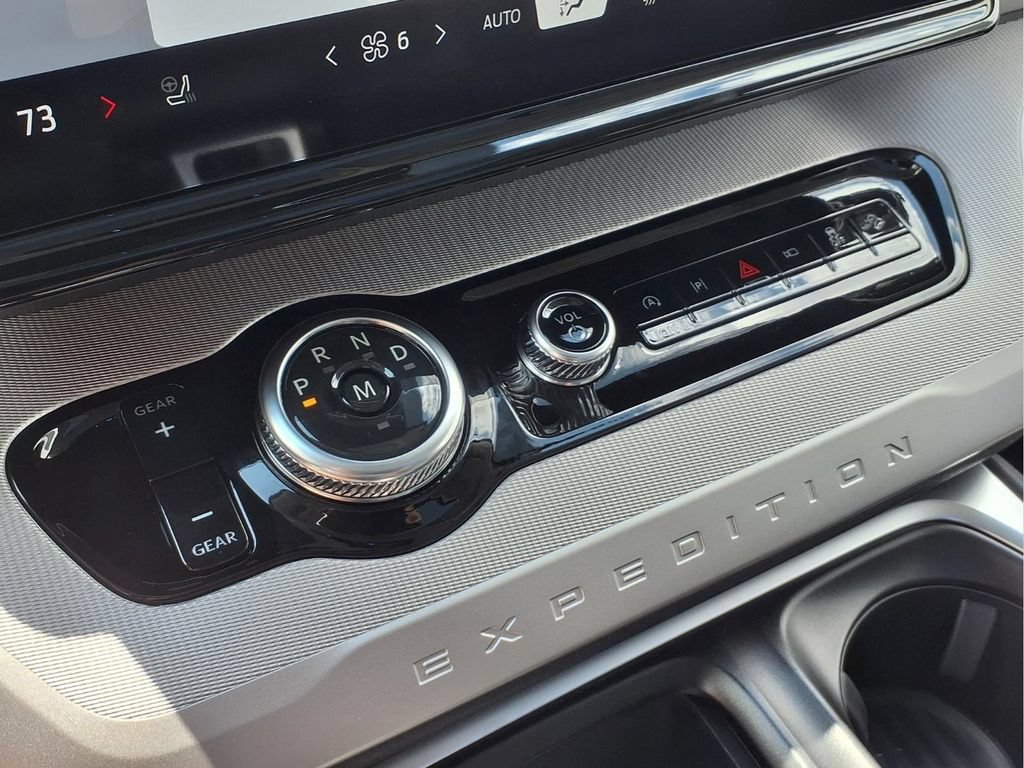 New 2026 Ford Expedition Active AWD/4WD image 9