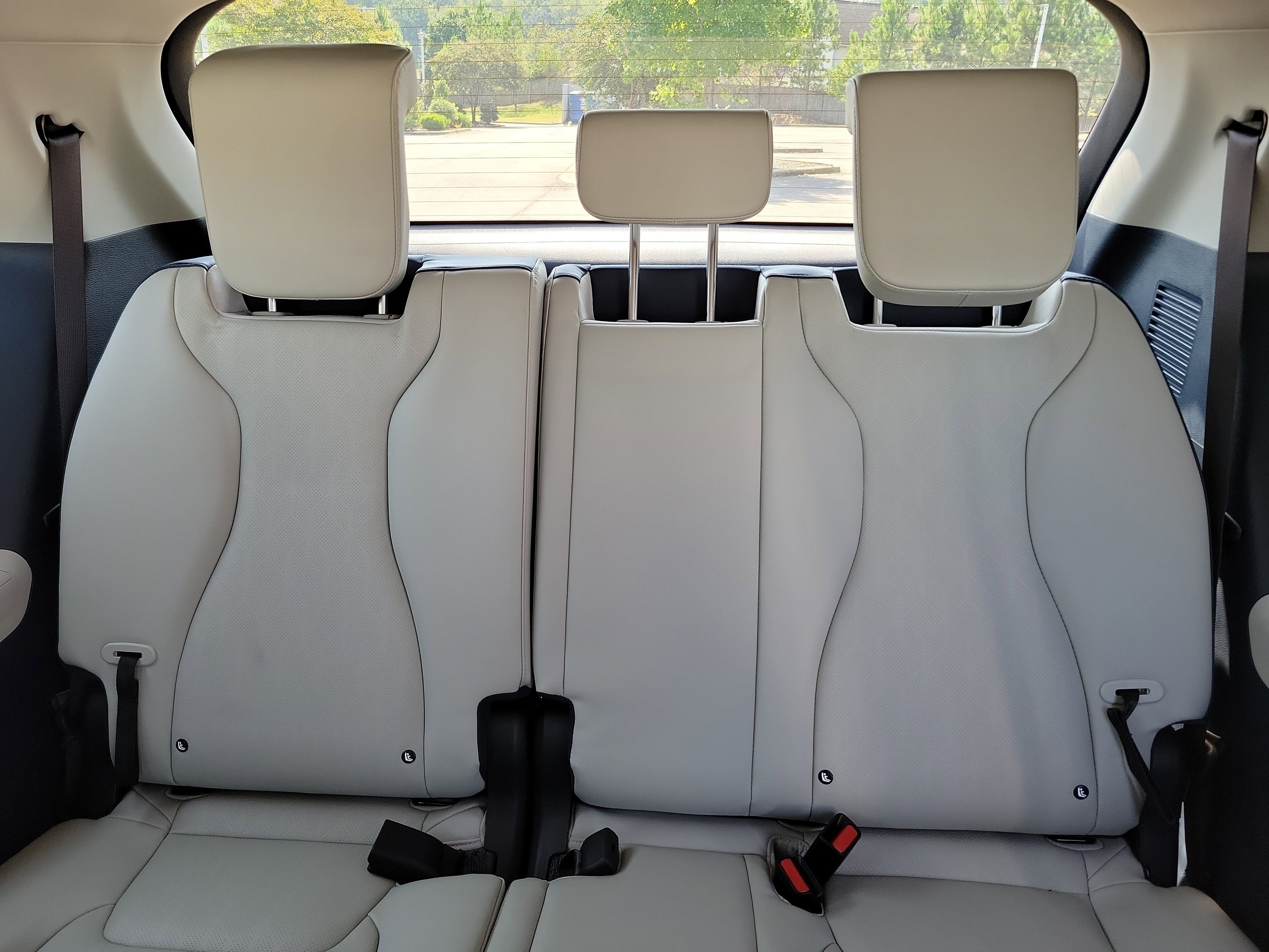 New 2026 Kia Carnival EX image 8