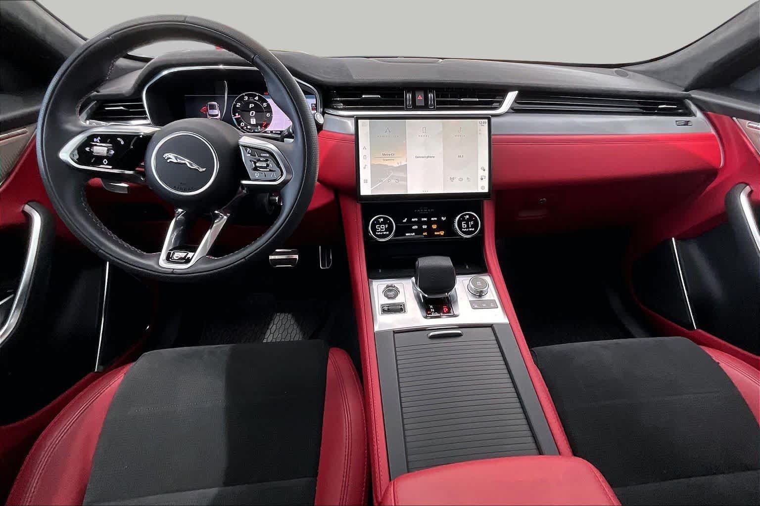 Used 2023 Jaguar F-PACE SVR AWD/4WD image 15