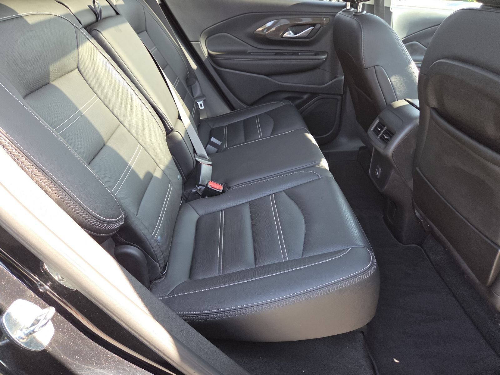 Used 2022 GMC Terrain Denali AWD/4WD image 26