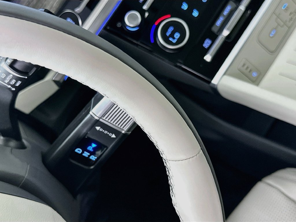 New 2027 Hyundai Santa Fe Calligraphy FWD image 15