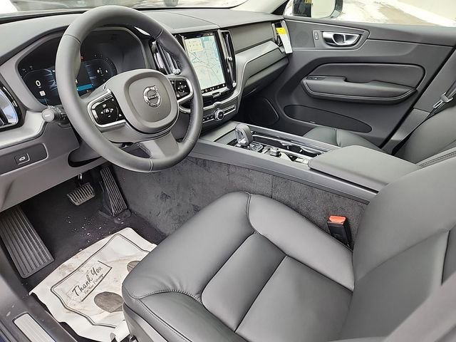 Certified 2025 Volvo XC60 B5 Plus w/ Climate Package image 9