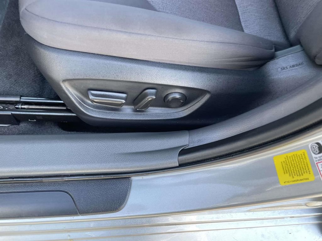 Used 2024 Toyota Camry LE image 29