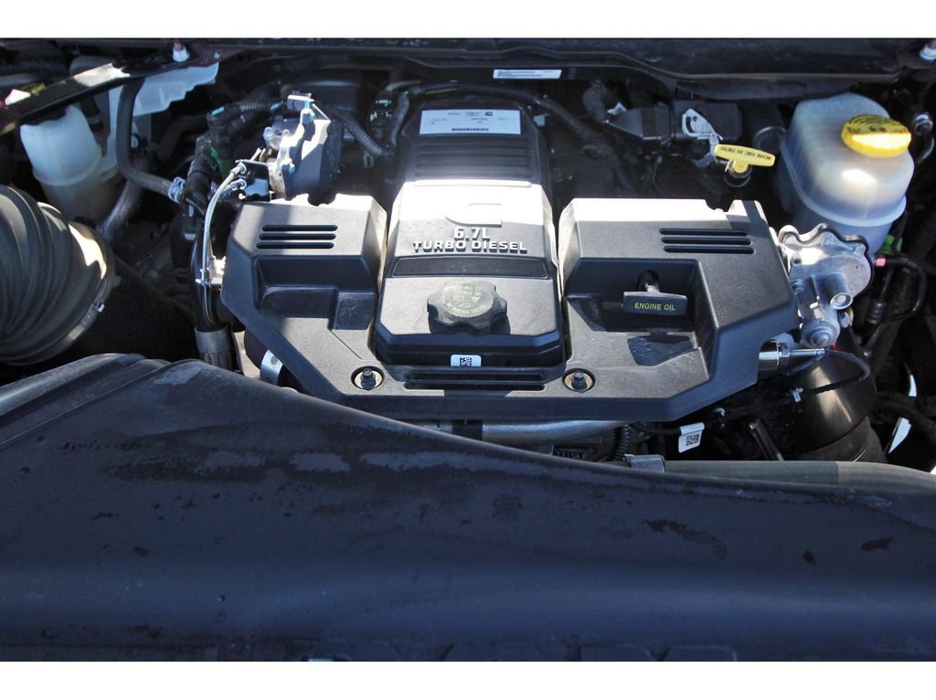 Used 2024 RAM 3500 Limited image 32