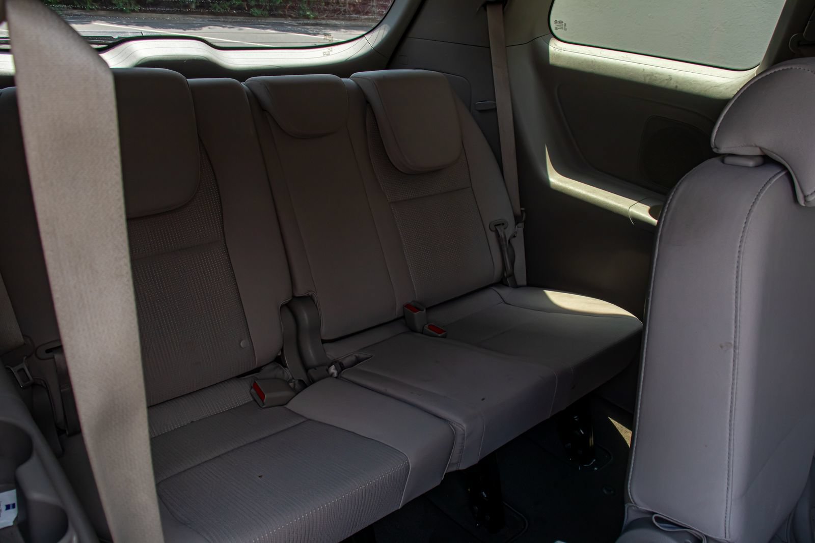 Used 2020 Kia Sedona LX FWD image 16