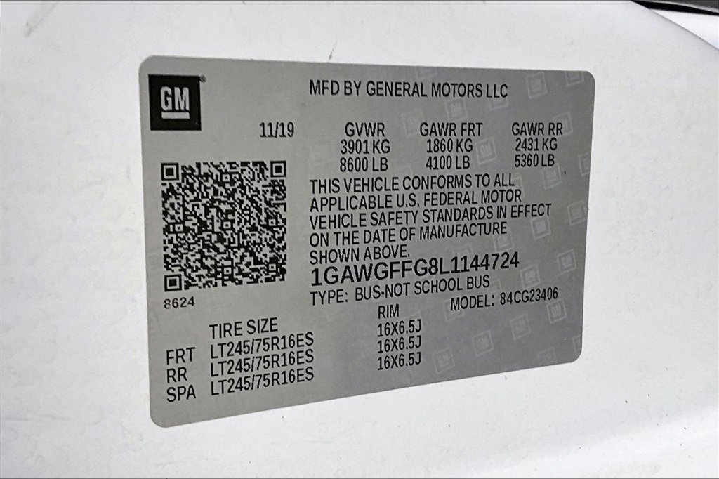 Used 2020 Chevrolet Express 2500 LT w/ LT Preferred Equipment Group image 31