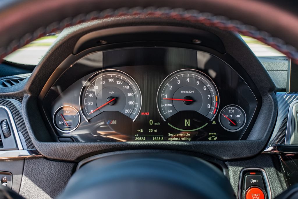 Used 2020 BMW M4 Coupe w/ Competition Package RWD image 26