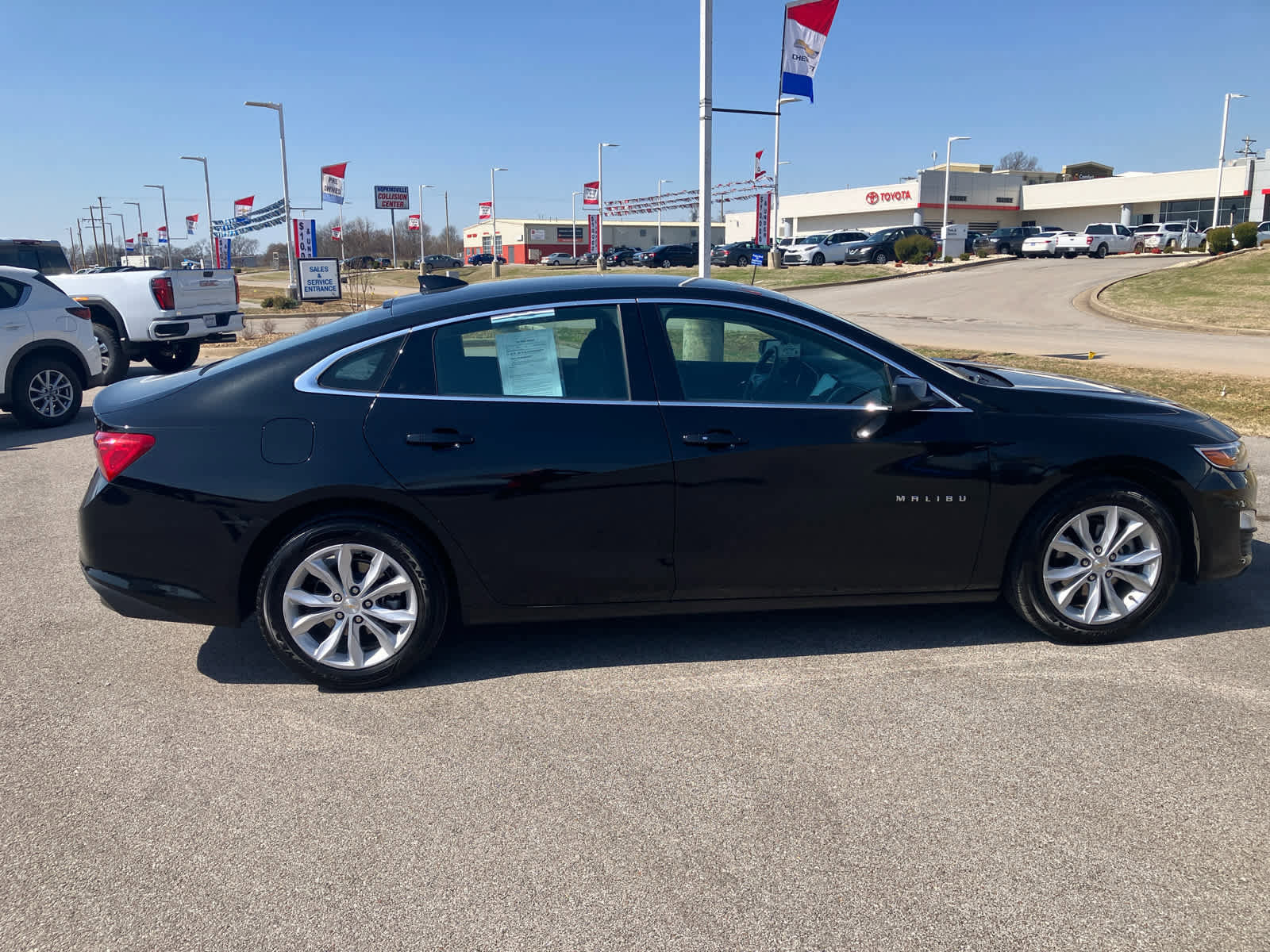 Used 2025 Chevrolet Malibu LT image 8