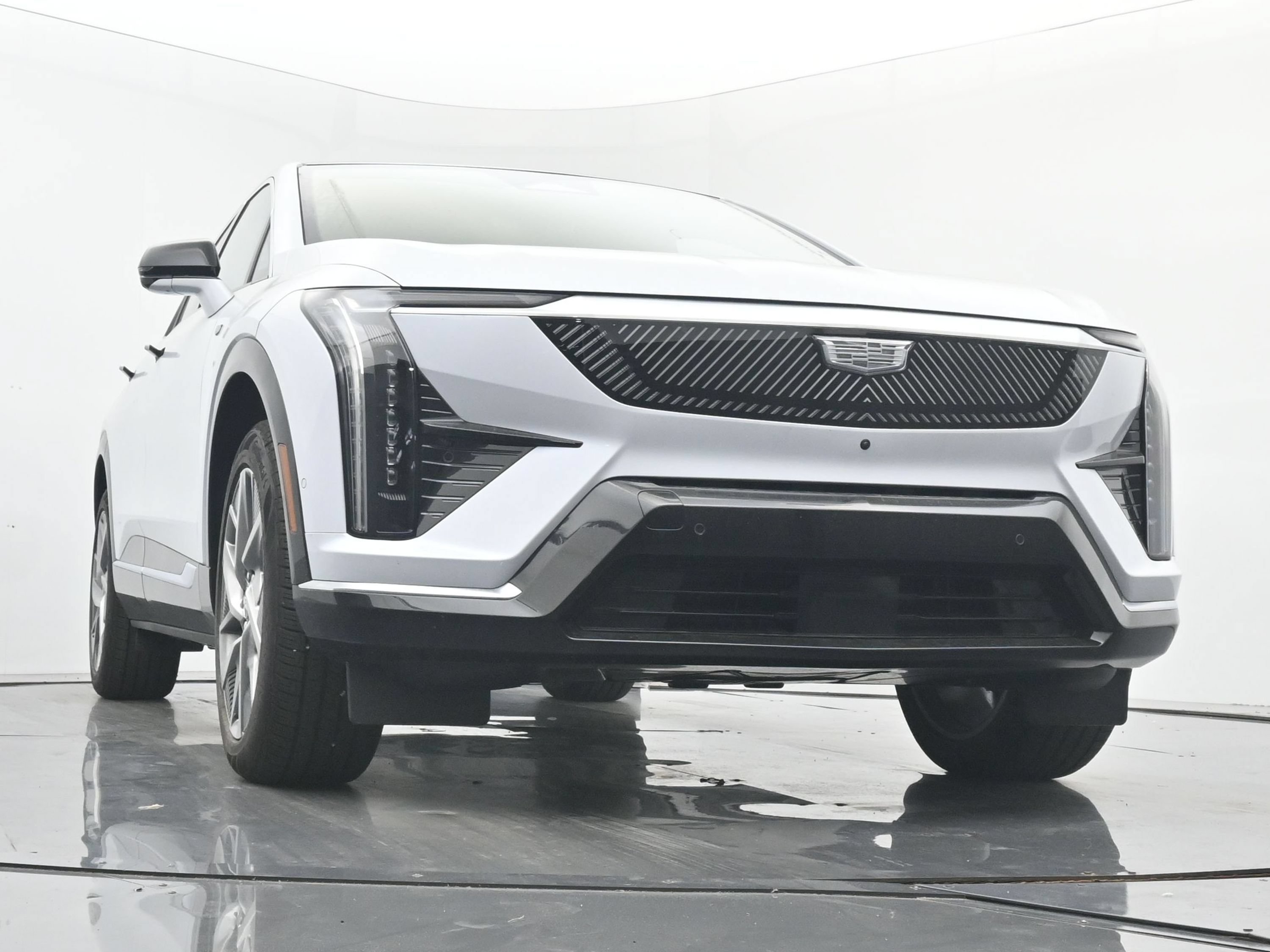 New 2026 Cadillac Optiq Luxury 1 w/ LPO, Floor Liner Package AWD/4WD image 22