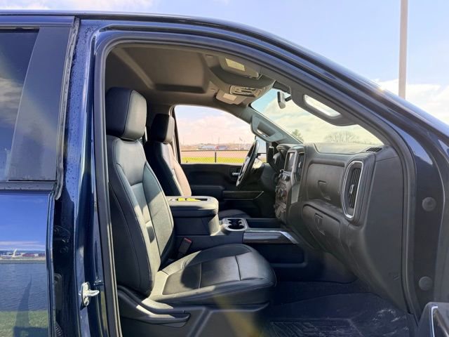 Used 2022 Chevrolet Silverado 2500 LT w/ Convenience Package image 11