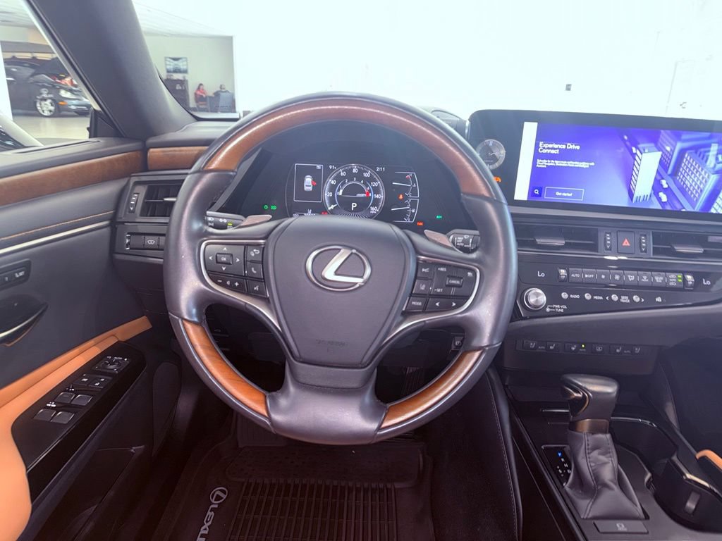 Certified 2024 Lexus ES 350 w/ Technology Package FWD image 20