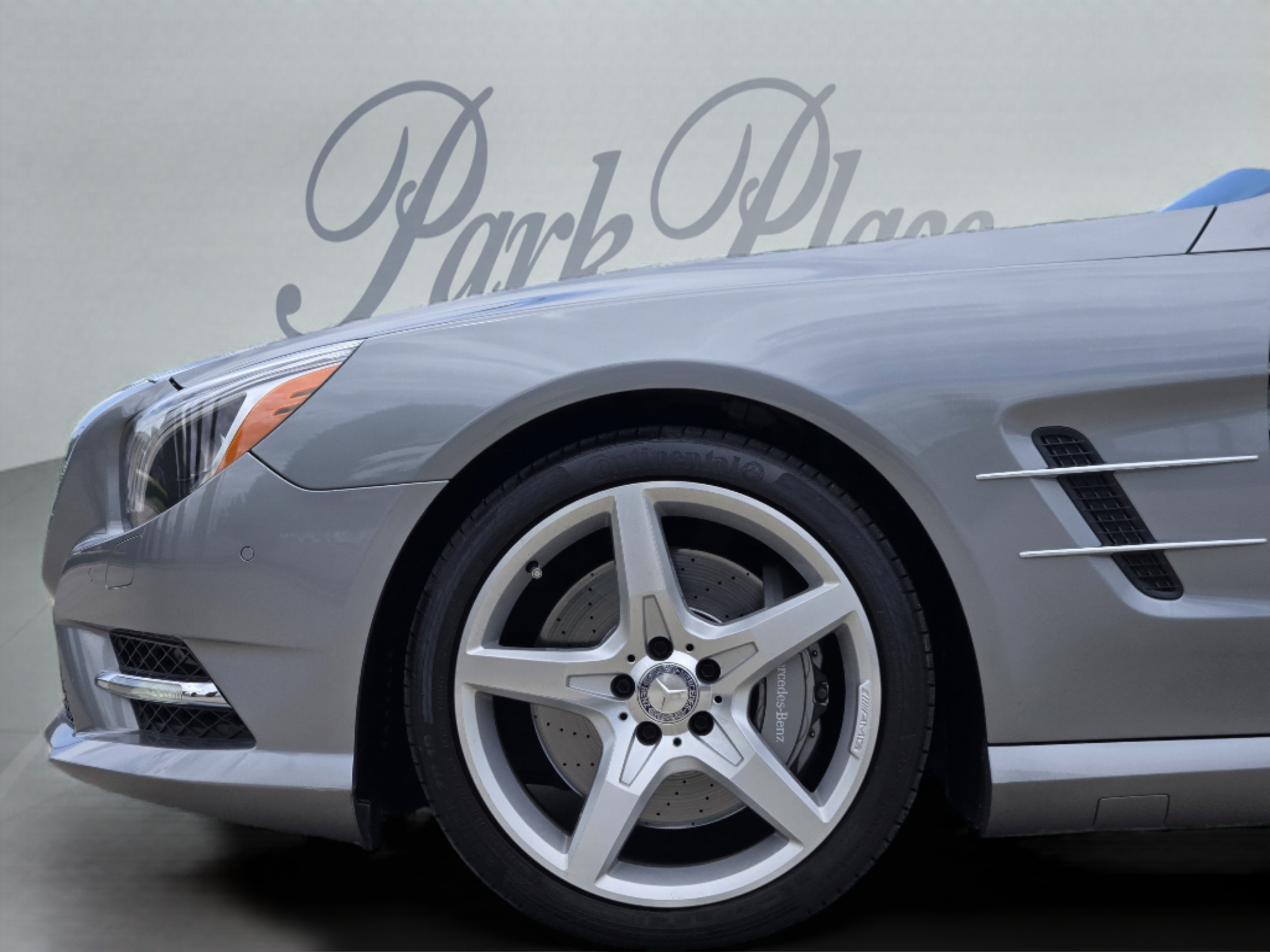 Used 2014 Mercedes-Benz SL 550 image 37