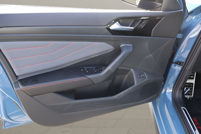 New 2026 Volkswagen Jetta GLI Autobahn FWD image 11