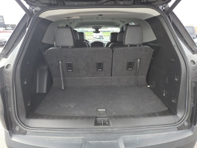 Used 2021 Chevrolet Traverse RS image 12