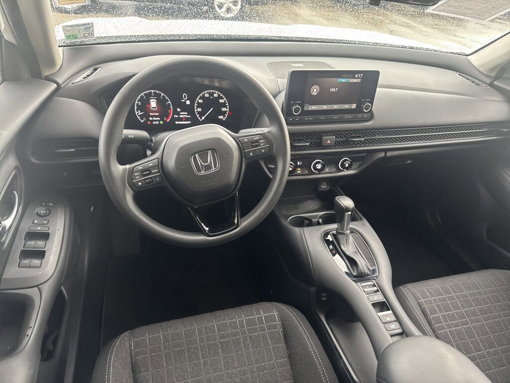 Certified 2025 Honda HR-V LX image 10