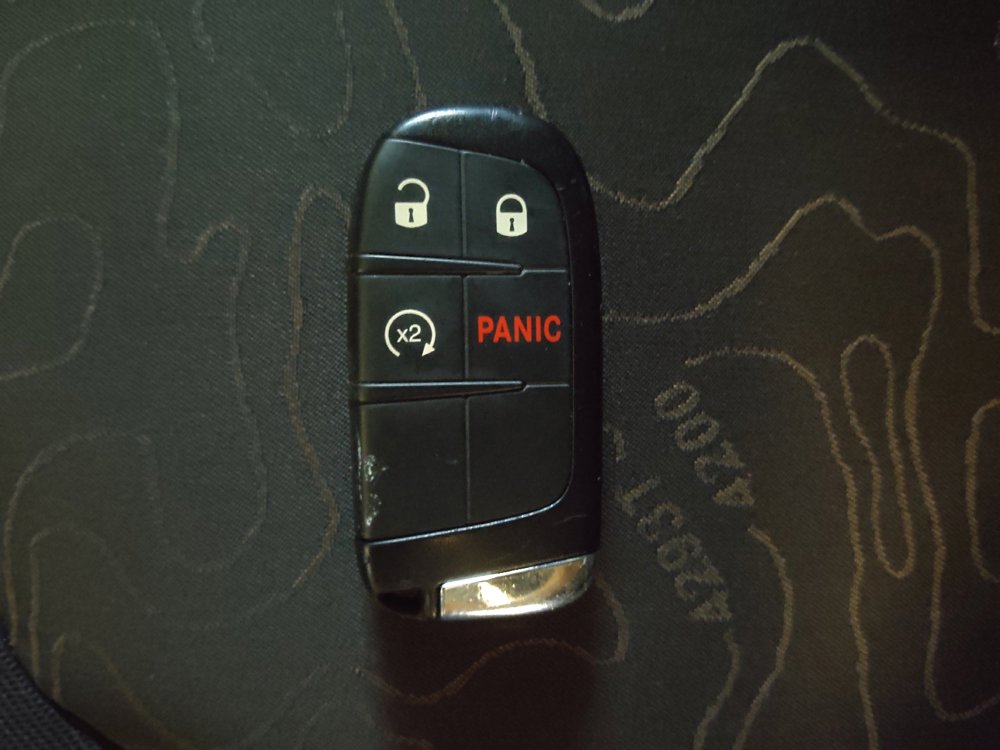 Used 2023 Jeep Renegade Latitude image 32