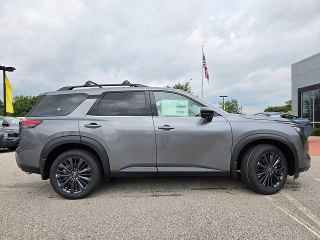New 2026 Nissan Pathfinder SL w/ SL Premium Package AWD/4WD image 17