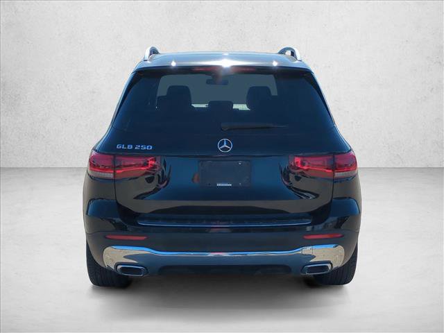 Used 2022 Mercedes-Benz GLB 250 image 7