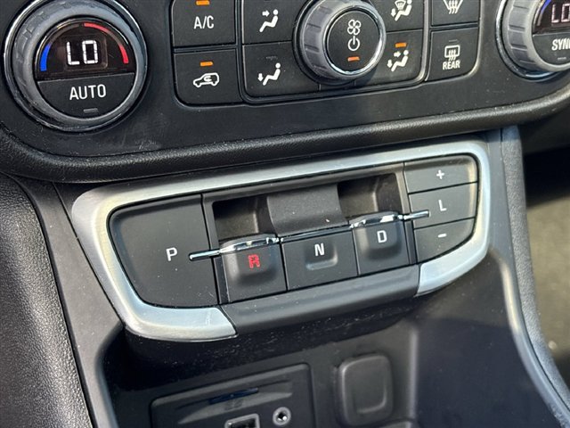 Certified 2023 GMC Terrain SLT w/ Elevation Edition FWD image 15