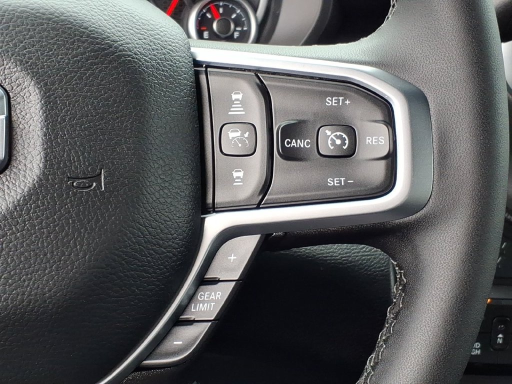 Used 2026 RAM 2500 Big Horn AWD/4WD image 9