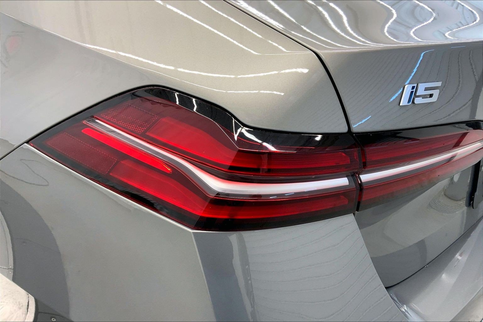 Used 2024 BMW i5 M60 w/ Premium Package AWD/4WD image 28
