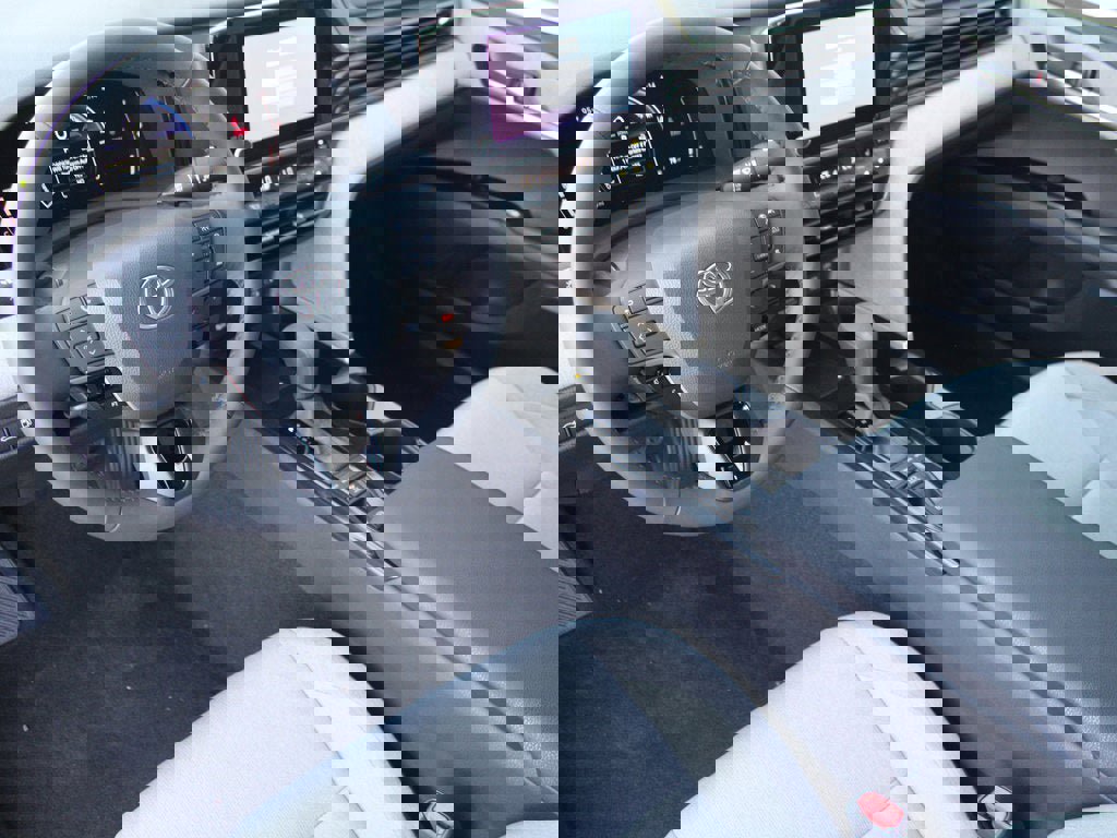 New 2026 Toyota Camry LE image 2